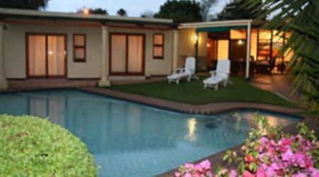 Somona Guest House Йоханесбург Екстериор снимка
